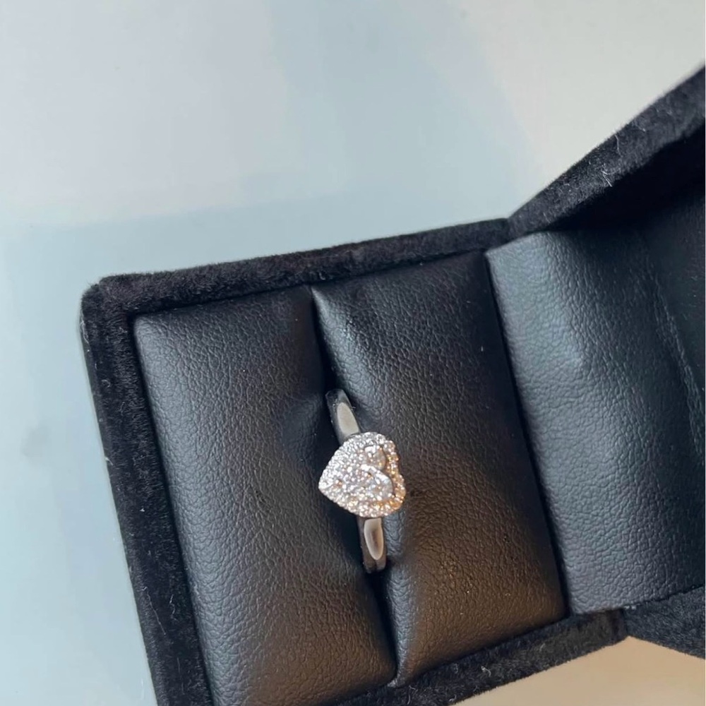 Elegant Silver Heart Ring